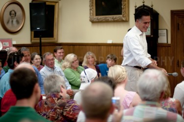 Presidential hopeful Mitt Romney speaks to potential supporters at the Exeter Historical Society - Exeter, NH