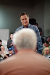 Presidential hopeful, former Massachusetts Governor Mitt Romney speaks to potential supporters at a “Town Hall” style meeting at Saint Anselm College’s Institute of Politics in Manchester, NH